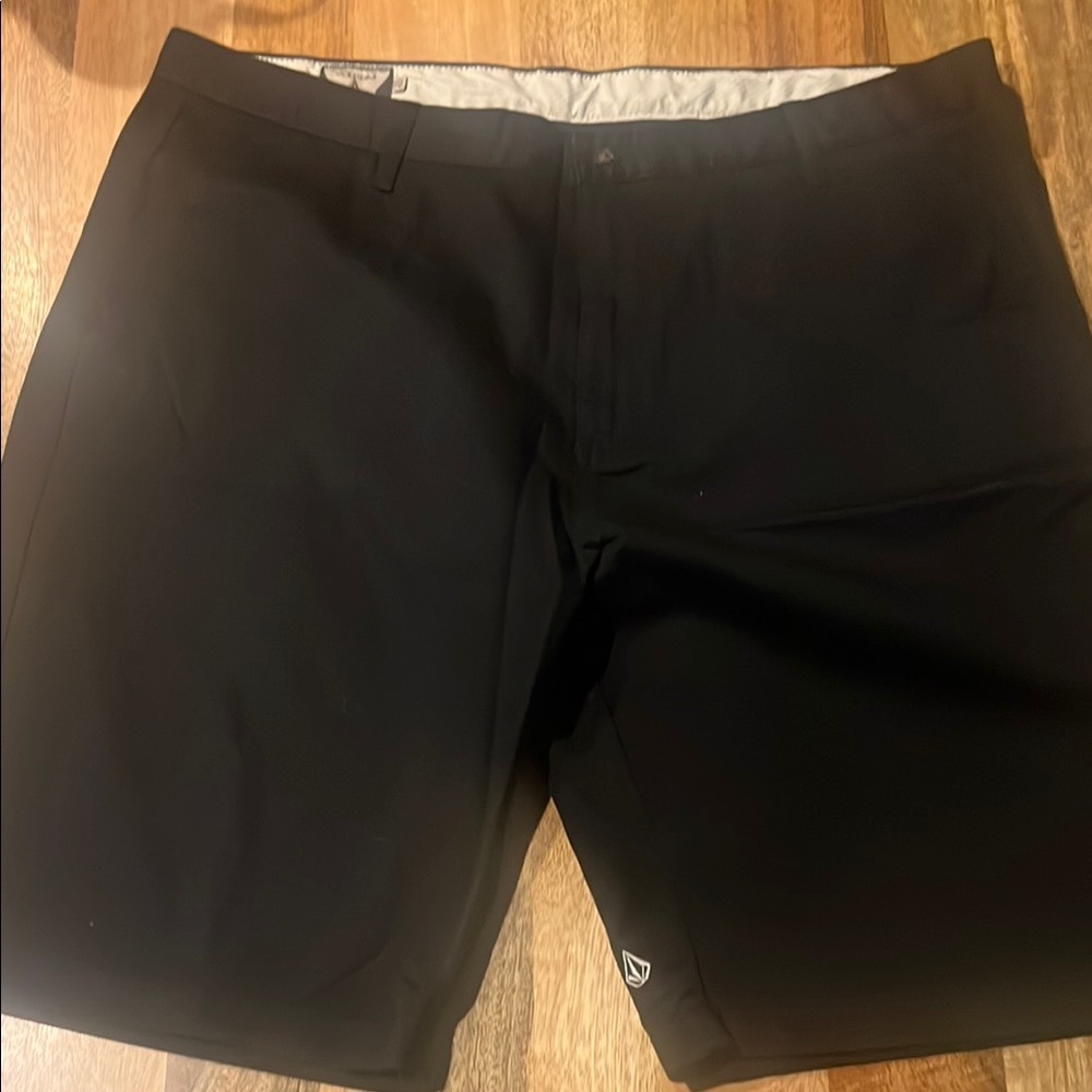 Volcom Black and Blue Apparel